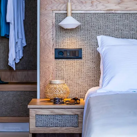 Andromeda Sunset Tsoukaládhes