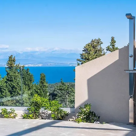 Andromeda Sunset Villa Tsoukaládhes